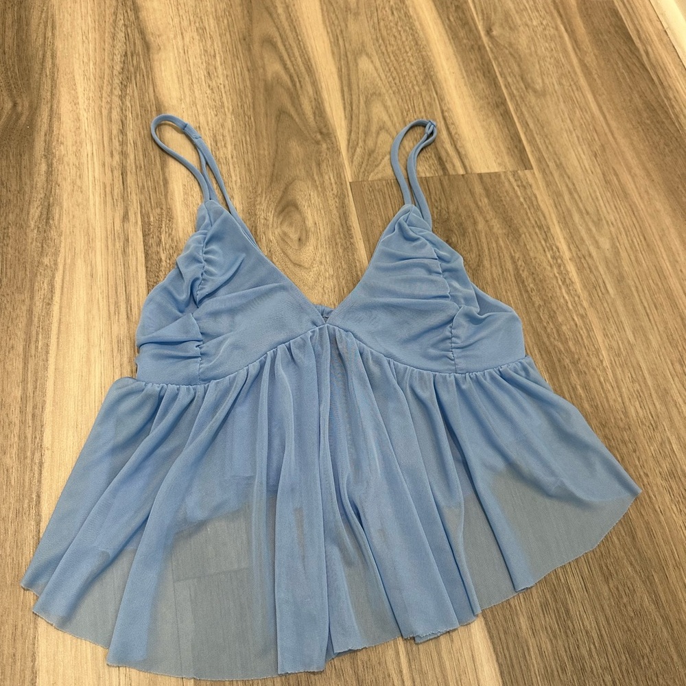 Women’s Urban Outfitter blue sleeveless crop top